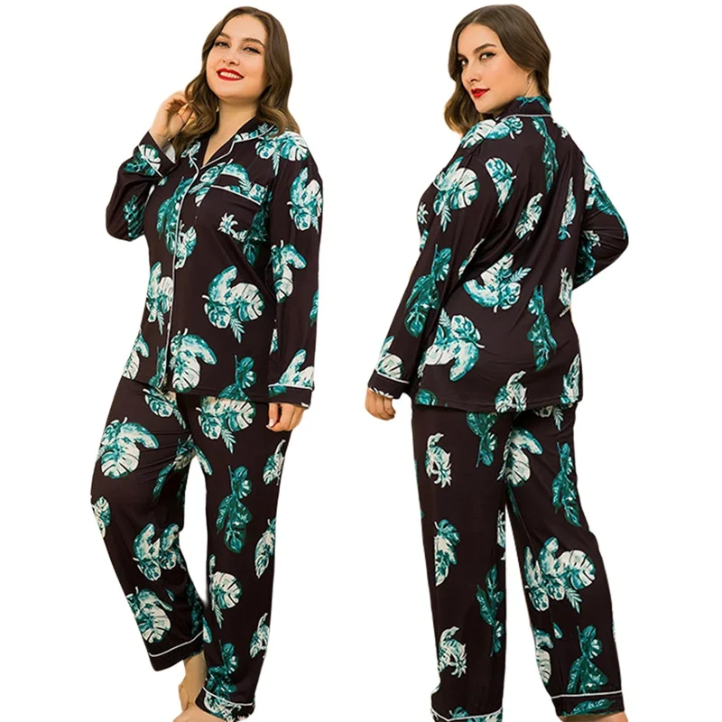 

Plus Size Women Print Pajamas Set Turn Down Collar Long-Sleeved T-shirt and Pant Home Service Suit