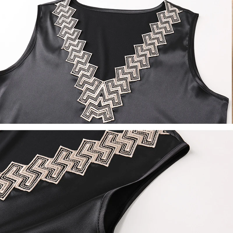 

2021 Fashion Women Tops Satin Loose V-neck Solid Vest Sleeveless Blouse for Women Silk Embroidery Plus Size Blouse Blusa 15488