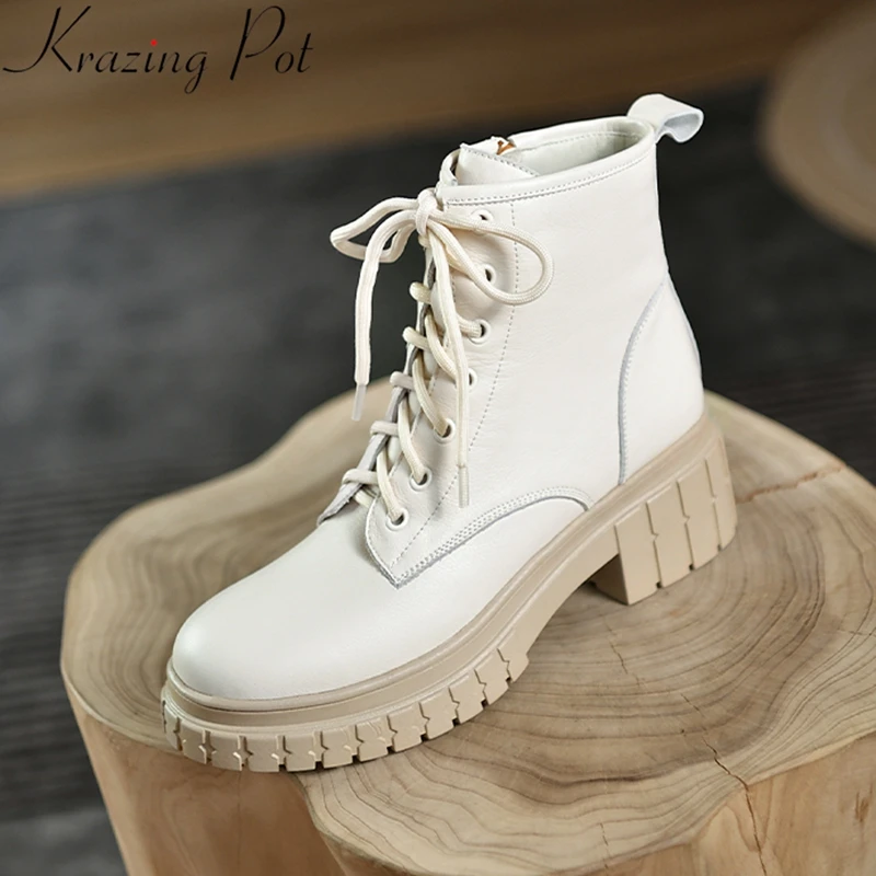 

Ботильоны из коровьей кожи на платформе и молнии с круглым носком