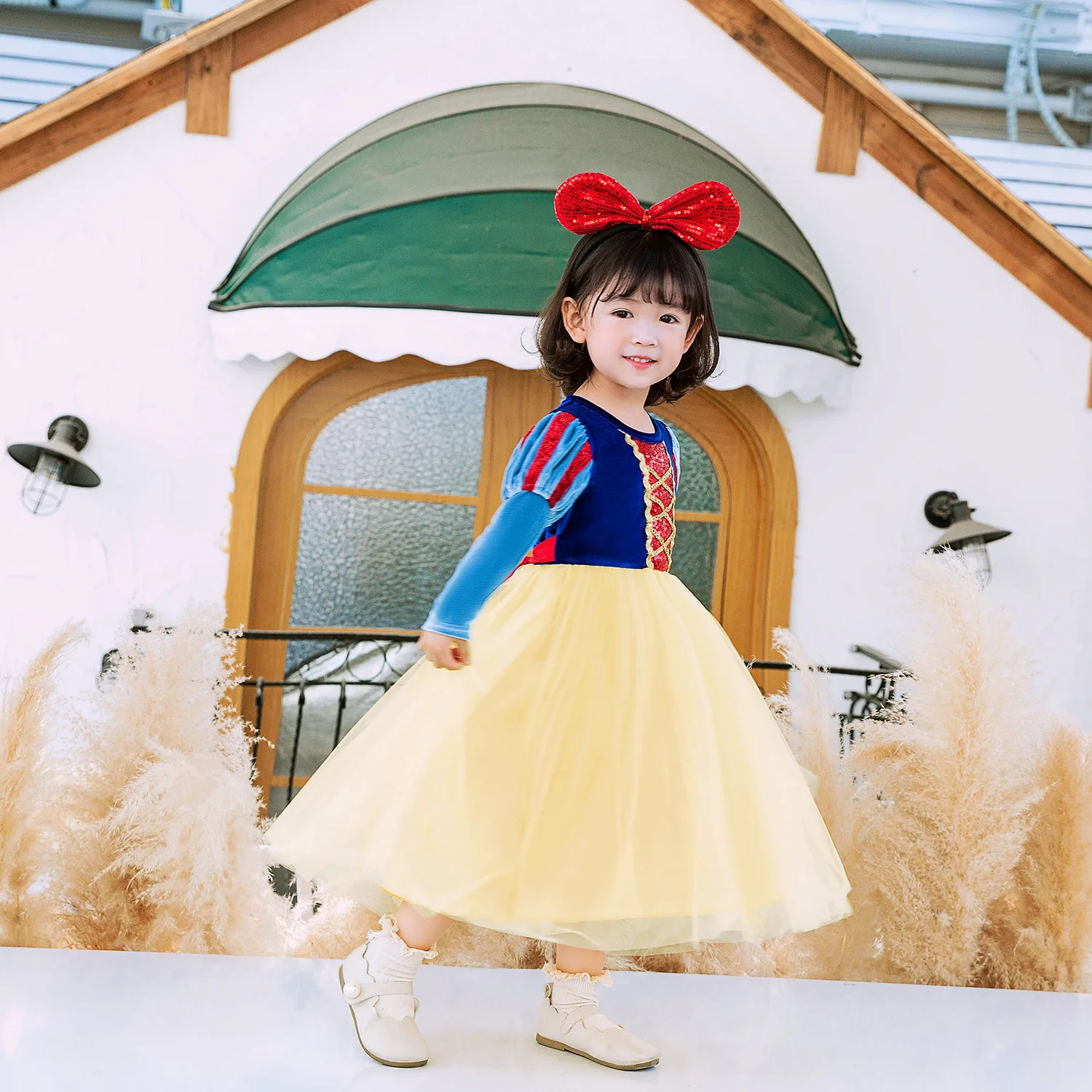 

Lovely Princess Dress with Red Bow Children Cosplay Costume Halloween Carnival Christmas Party Costume Girls Gifts