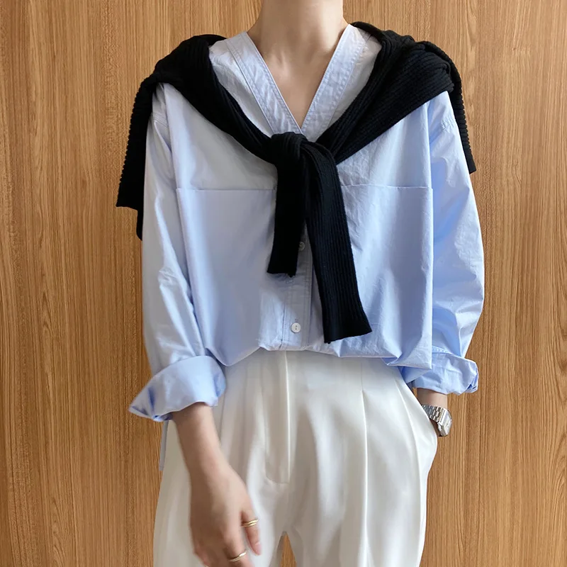 

Oversized Blouses Et Chemises Women Elegant 2021 Spring Summer Korean Long Sleeve Casual V-Neck White Shirts Loose Tops New
