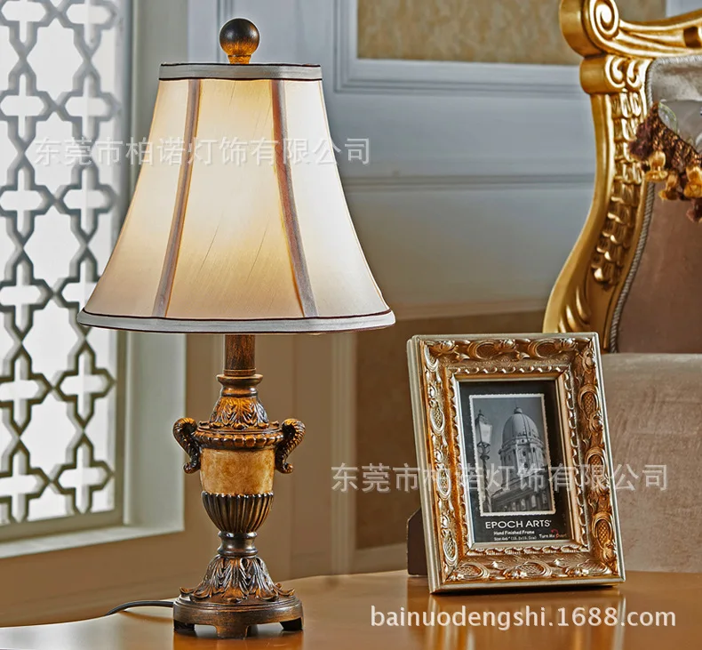 

Bedside Bedroom Classical Table Lamp Luxury Living Room Side Shade Modern Desk Table Lamp Office Lampara Home Office BW50TD