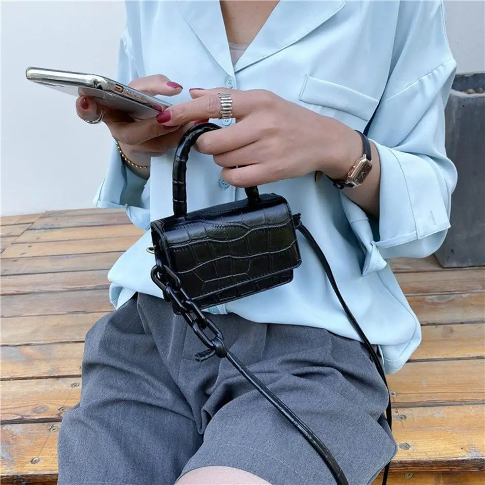 Супер мини губная помада сумки складки Один плечевой ремень из искусственной