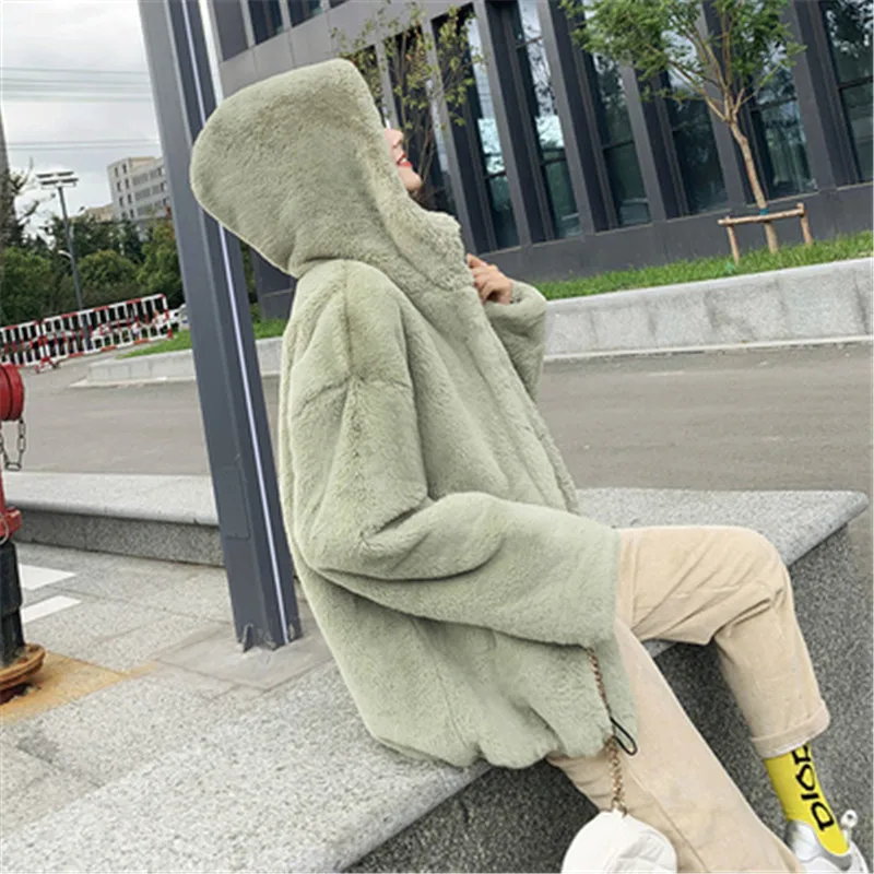 green Женское пальто с мехом, коллекция года, осенне-зимнее однотонное пальто с капюшоном в Корейском стиле, свободное Модное теплое пальто с искусственным мехом, G1146 - Цвет: green