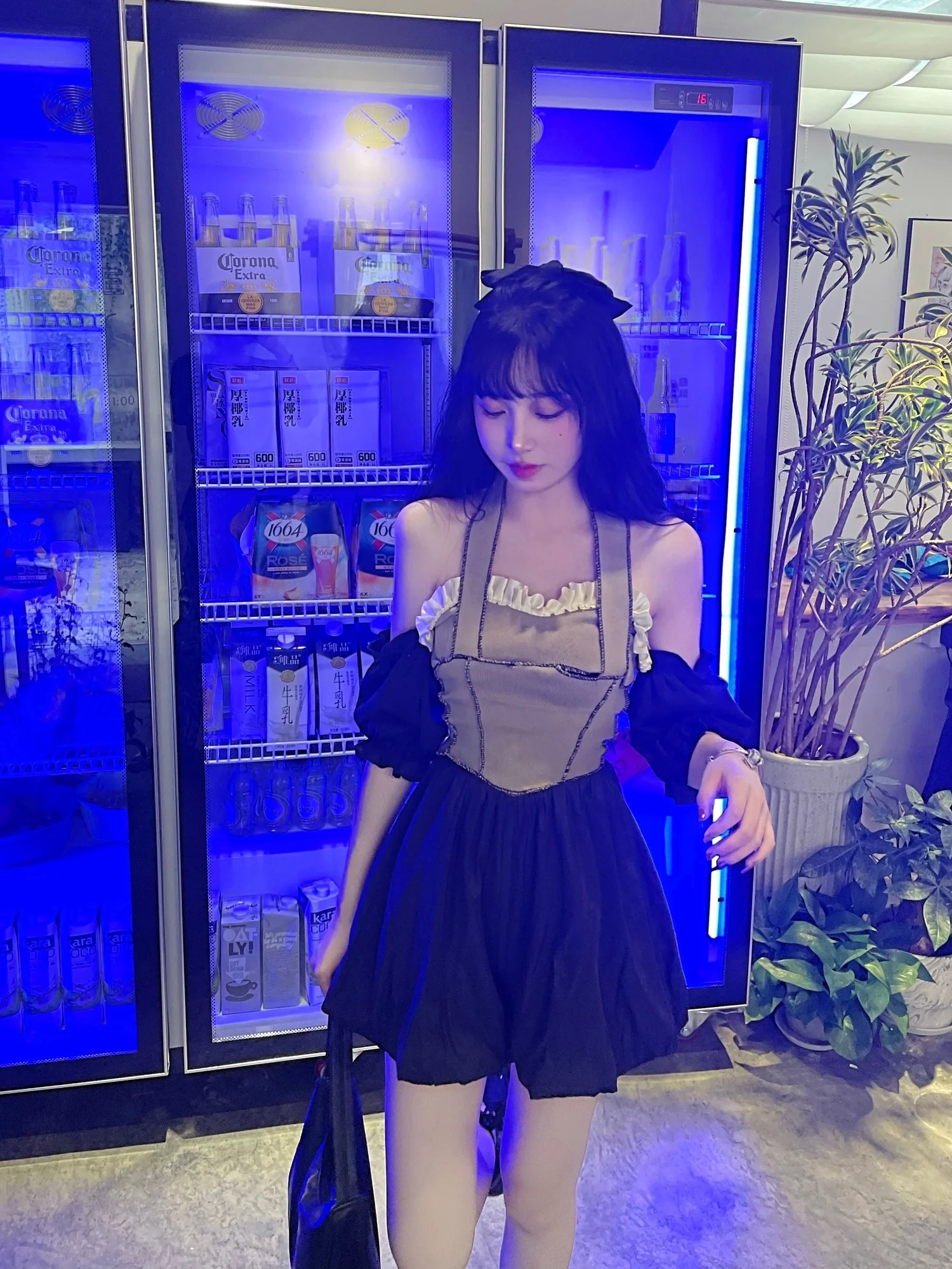 Комплект из юбки и топа с коротким рукавом деревянными ушками | Женская одежда