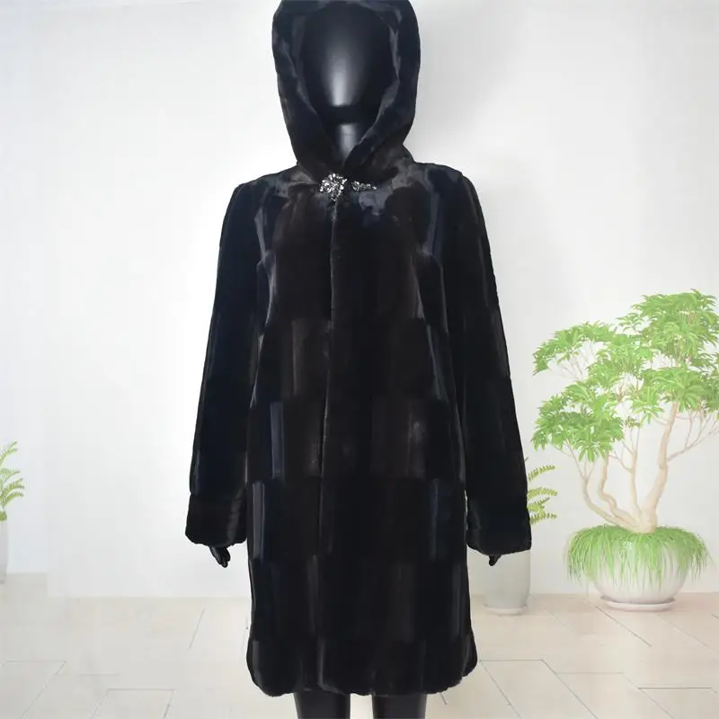

Women's New Imitation Mink Fur Coat Hooded Section Large Size Keep Warm Casual Winter Women Fashion Luxurious Faux Fur Outwears