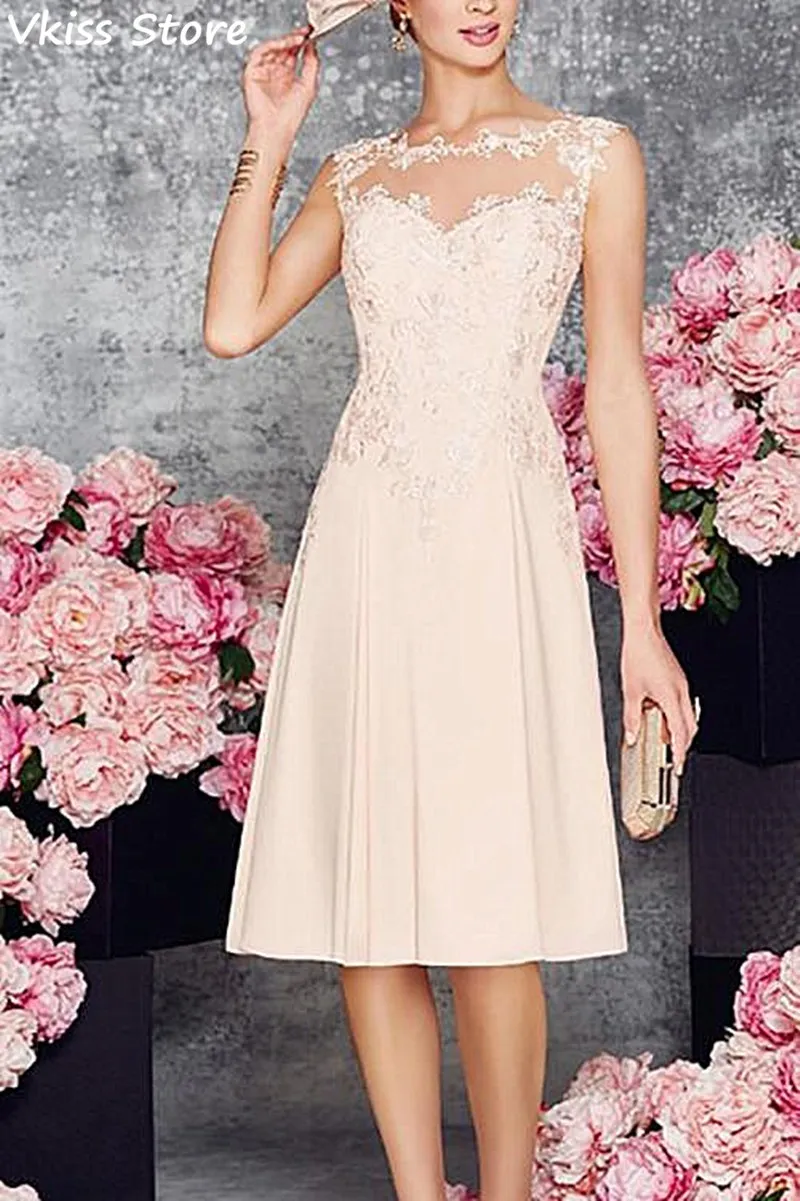 Платье для матери невесты цвета шампанского без рукавов с кружевной аппликацией