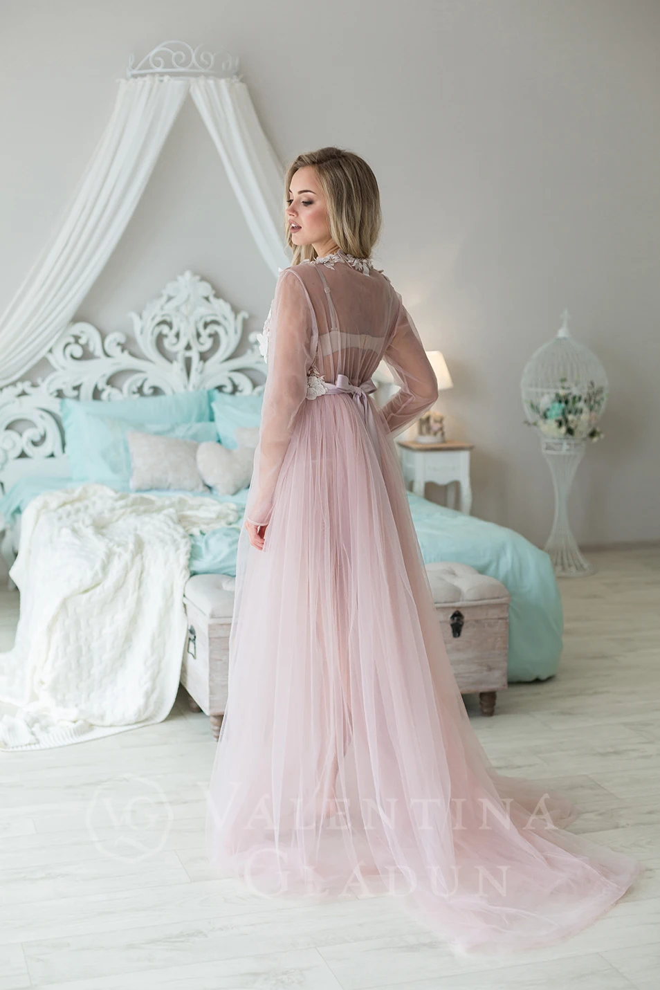 Румяна Розовая прозрачная ночная сорочка с V-образным вырезом на заказ длинными