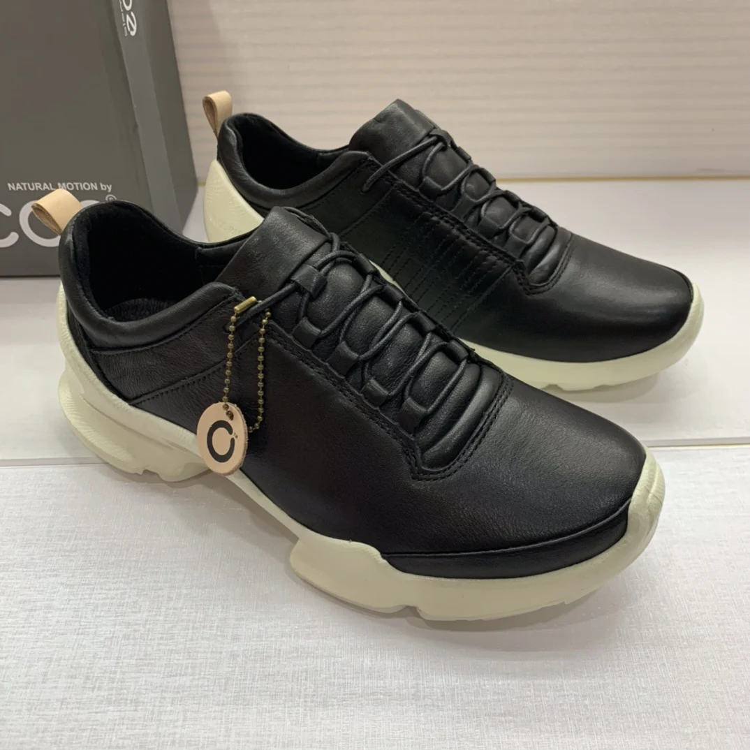 

Cushioning Sport Shoes for Golf Training Men Authentic Golf Shoes Black Genuine Leather Shoes Junior Golf Touraments Sneakers