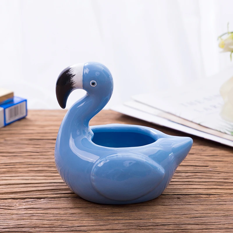 Пепельница керамическая в виде лебедя декоративная Милая мультяшная пепельница