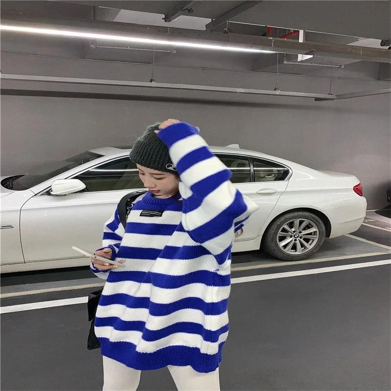 

Winter 2021 New Korean Version Of The Lazy Wind Loose Outer Wear Hedging Was Thin Wild Round Neck Retro Striped Sweater Women