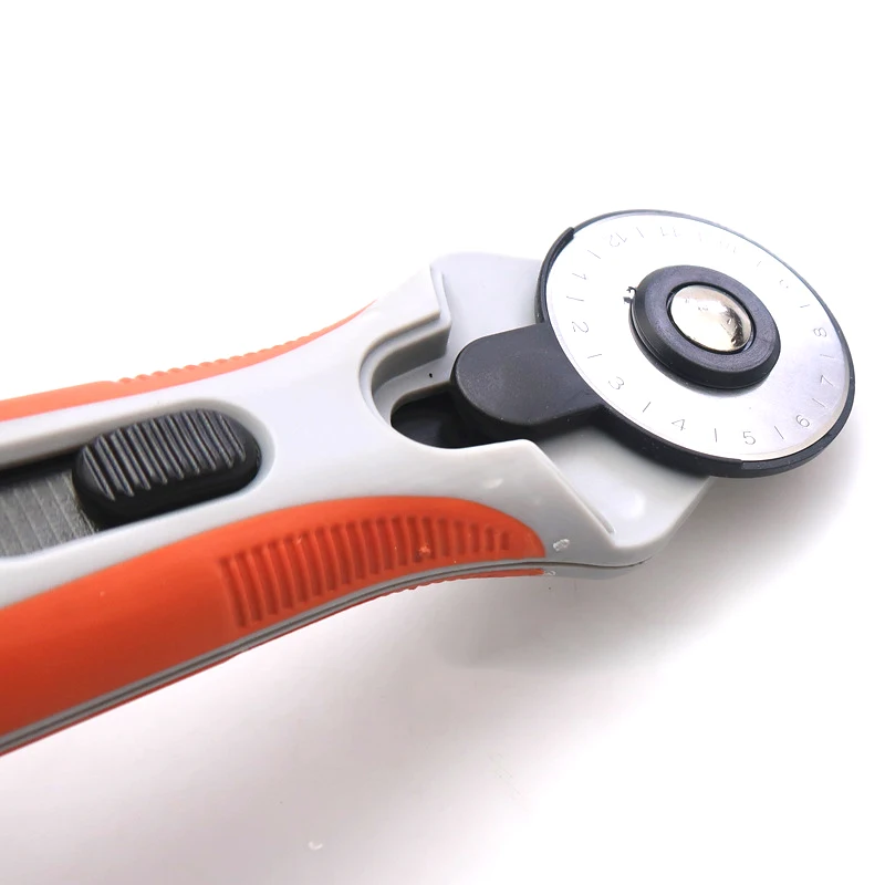 45mm Portable Loop Rotate Sewing Cutter Safe Roller Wheel Round Knife for Hand Cutting Leather Fabrics Rotary |