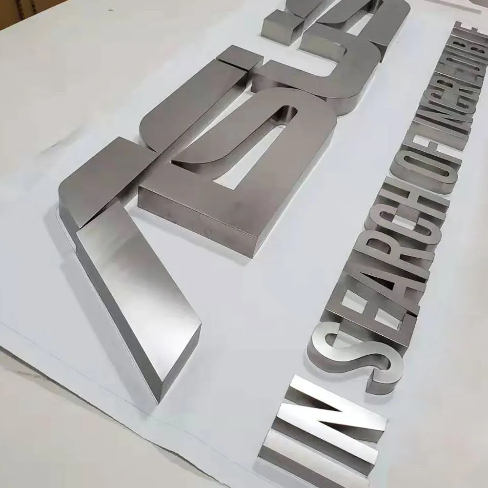Индивидуальные размеры щеткой из нержавеющей стали и алюминия 3D буквенные вывески
