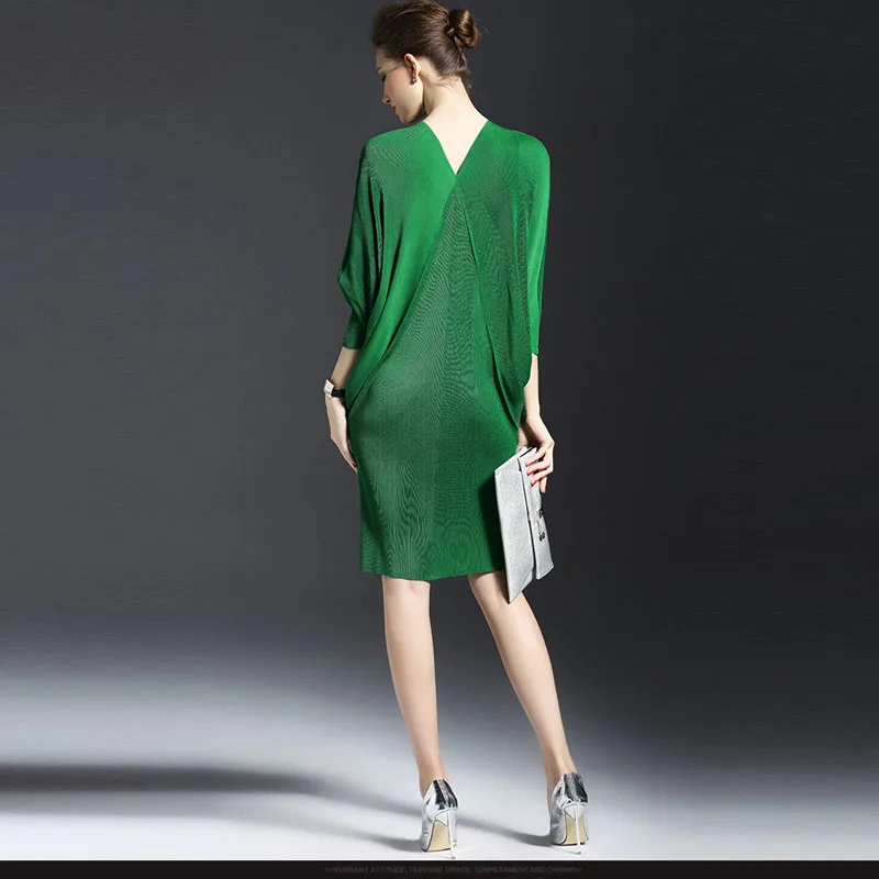 

Women Temperament Bat Sleeve V Neck Solid Color Dresses Big Size Femme Sexy Package Hip Party Dress 2021 Summer Autumn 692#