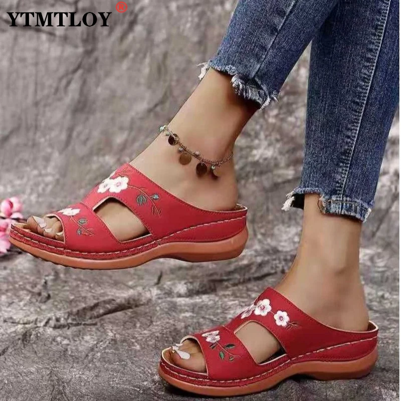 

Fashion Embroider Soft Slippers Women Summer Open Toe Flock Comfort Beach Shoes Mujer Outdoor Thick Bottom Slippers