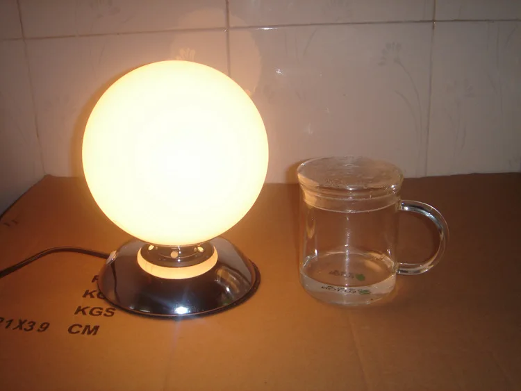 

Modern Table Lamps for Desk Simple Study Living Room Bedside Warm Creative Decoration Ball White Table Lamps for Bedroom