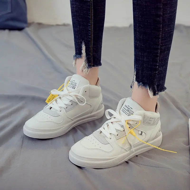 Кроссовки женские на шнуровке Вулканизированная подошва круглый носок плоская