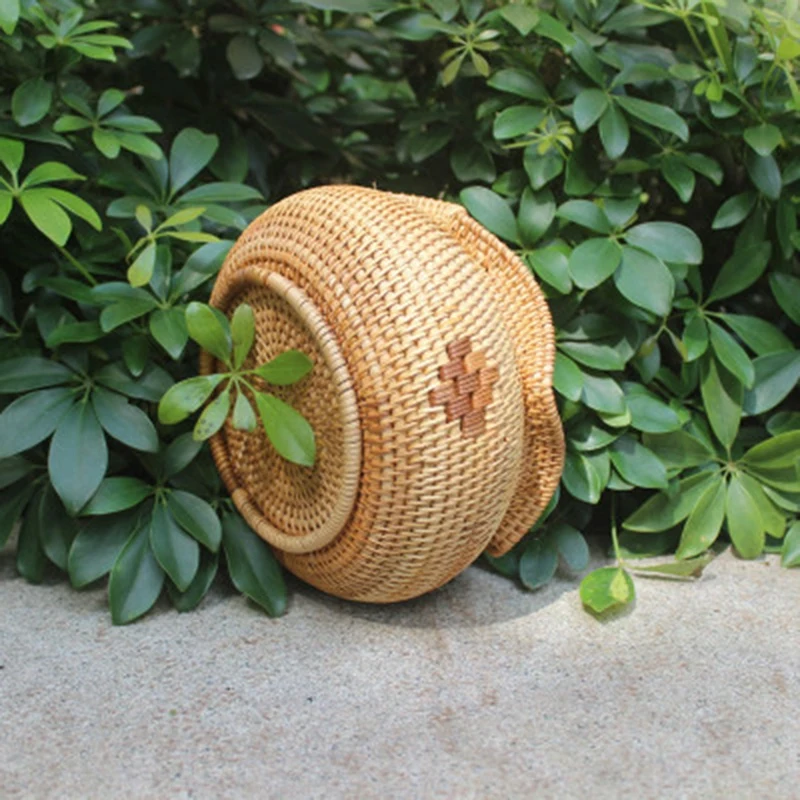 

Rattan Fruit Basket Creative Snacks Candy Storage Basket Natural Handicraft Ornaments