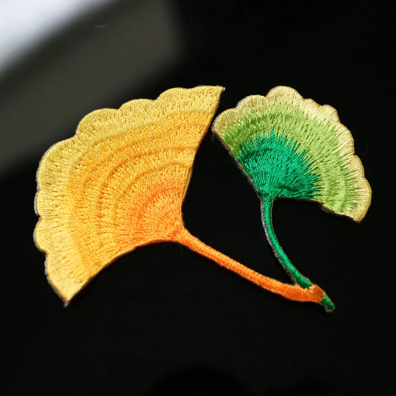 

2 шт./лот нашивки с вышивкой в виде листьев ginkgo для одежды маленькая вышивка аппликация для глажки наклейки для сумок рюкзак джинсы