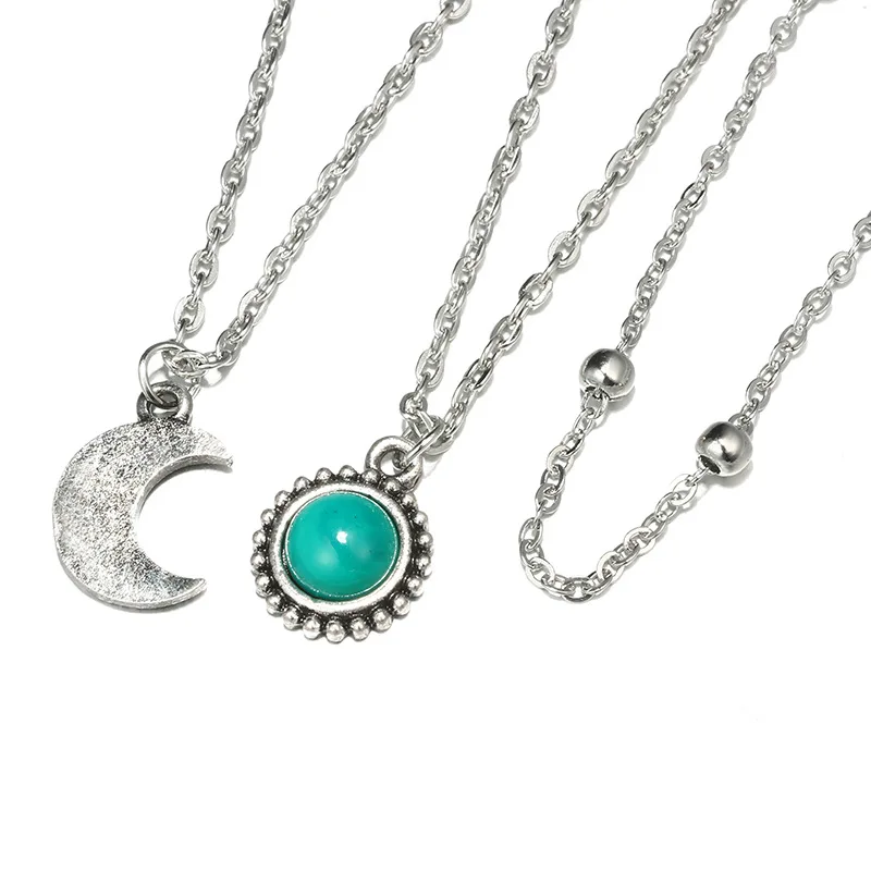 

Simple Geometric Moon Horn Horn Flower Turquoise Beaded Ball Pendant Necklace