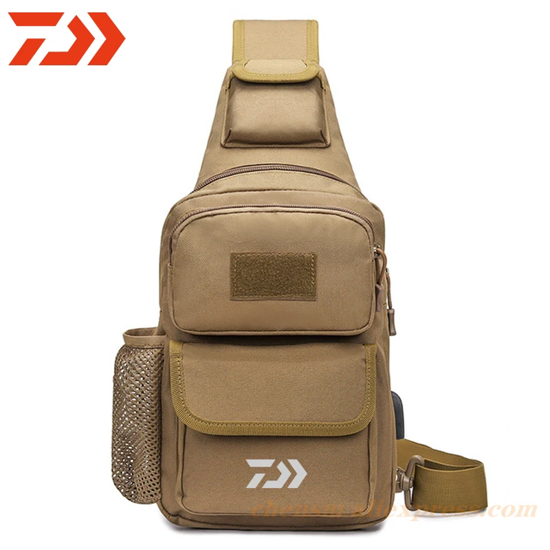 

Dawa 2020 New Men's Waterproof Fishing Chest Bag Outdoor Tactical Camouflage USB Fashion Trend Wearable Shoulder Bag