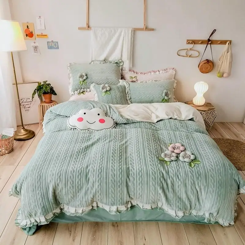 

Velvet Plush Soft Warm Bed Duvet Cover Bed sheet Set Flowers Pink Grey Bedding Set for Girls Women Winter Queen King size 4Pcs