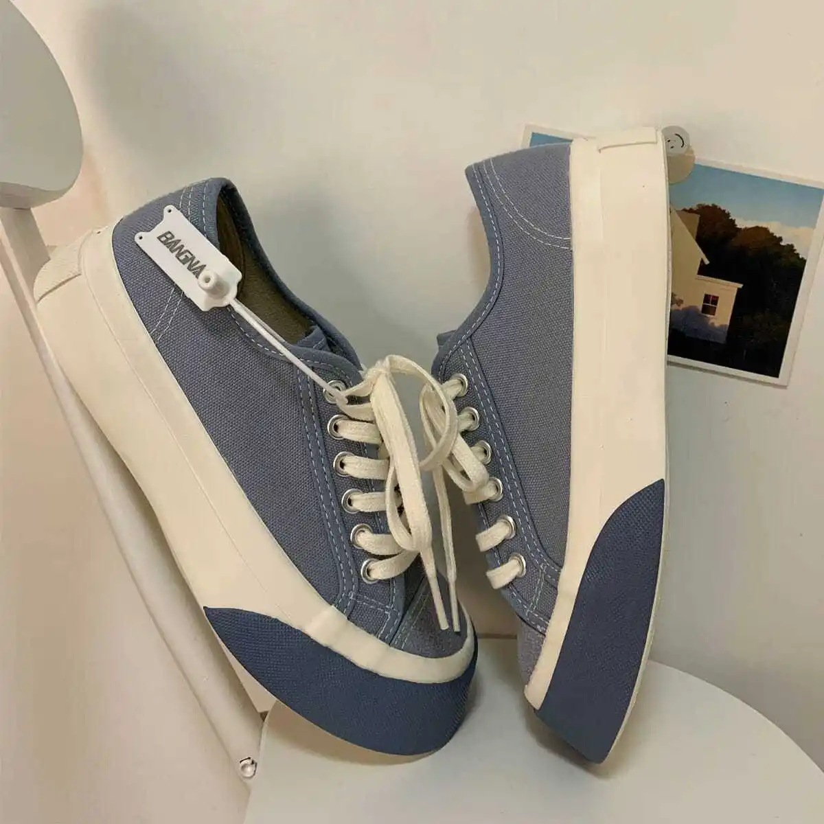 

Женские кроссовки, спортивная весенняя обувь на платформе, кавайная Повседневная Женская теннисная обувь в стиле "Лолита", черная Вулканизи...