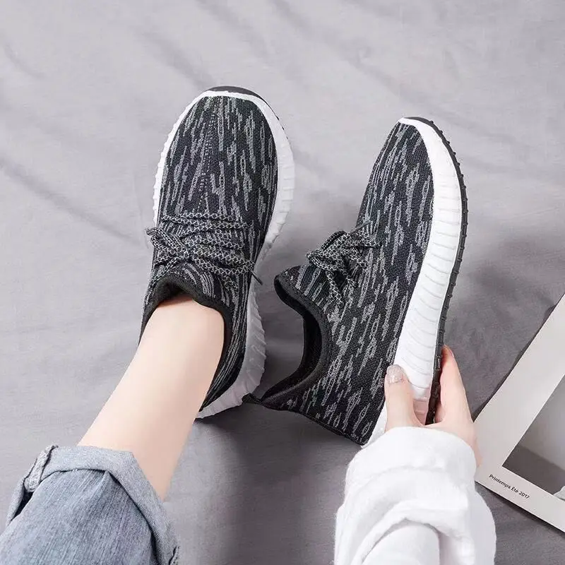 

Women's Running Shoes Air Cushioned Sneakers Fashion Athletic Trainer Breathable Outdoor Casual Sport Footwear