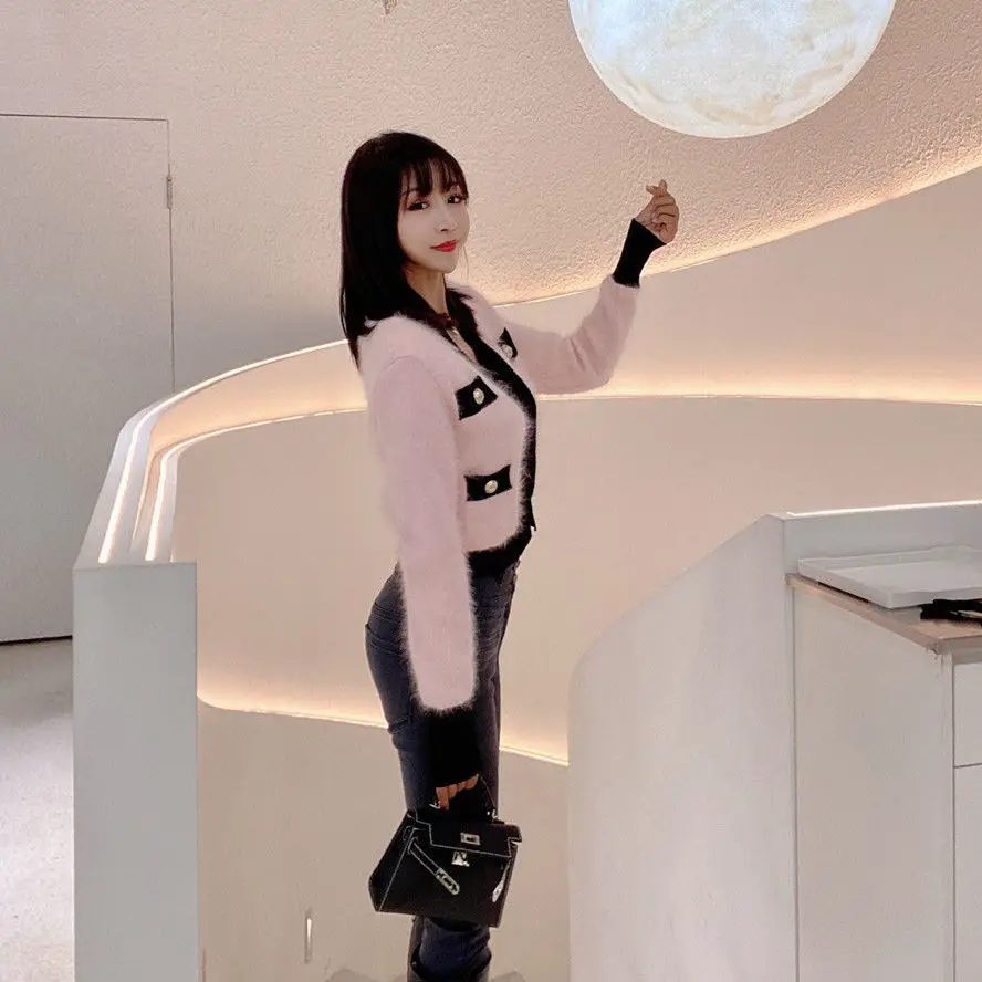 

2021 Autumn Winter Women Faux Mink Fur Coat Solid Vintage Long Sleeve Single Breasted Button Fashion Casual Ladies Clothes M124