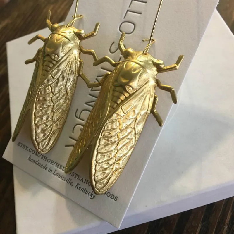 Insect Golden Cicada Dangle Earrings Vintage Handmade Giant Cicada Earrings for Women Pendientes Mujer Moda 2023 Earring Charms