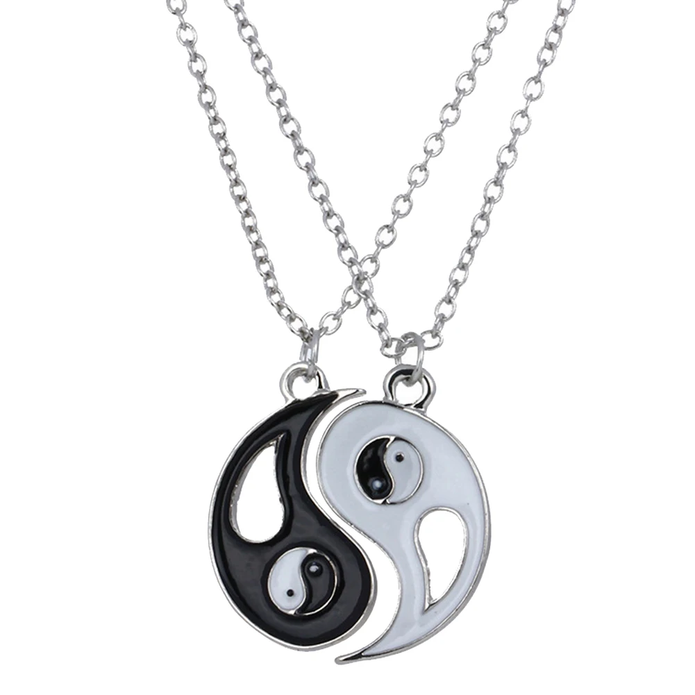 

2 Pcs/Set Couple Stitching Necklace Alloy Geometric Tai Ji Bagua Yin and Yang Pendant Necklace