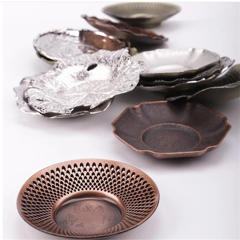 

Vintage Lotus Shape Teacup Mat Table Coffee Cup Stand Coaster Chinese Teaware Tea Accessories Mini Alloy Teacup Tray