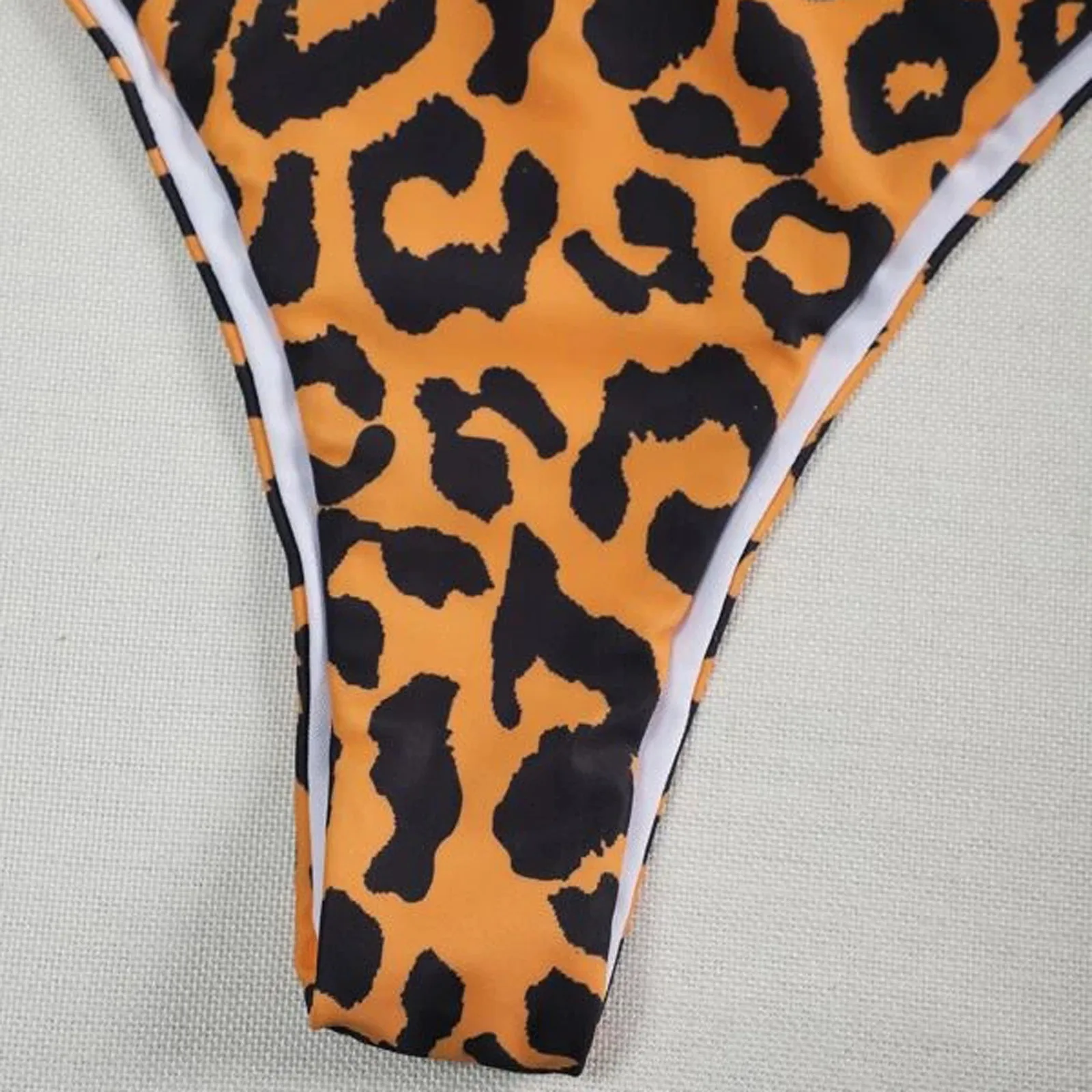 

Women Bikinis Push Up Swimsuit Two Piece Swimwear Sexy Summer Leopard Beach Bathing Suit Bandeau Maillot De Bain Biquini