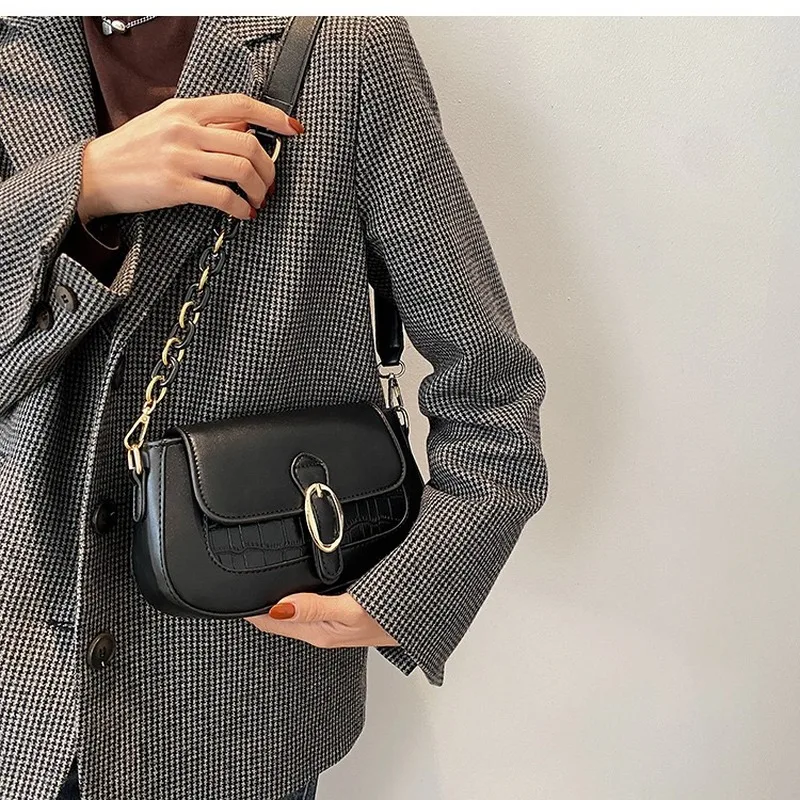 

High Quality Retro Ladies Western Style Handbag Women 2021 Popular New Trendy Fashion Chain Shoulder Messenger Small Square Bag