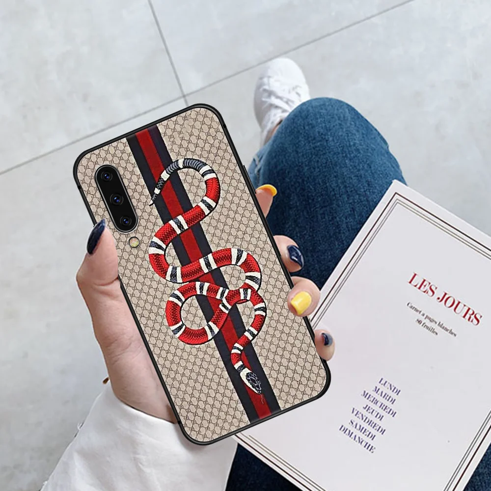 

Luxury Brand Snake Bee Tiger Phone Case For Huawei P Mate 10 20 30 40 Pro Lite Smart 2019 2021 black Cell Pretty Prime Tpu Etui