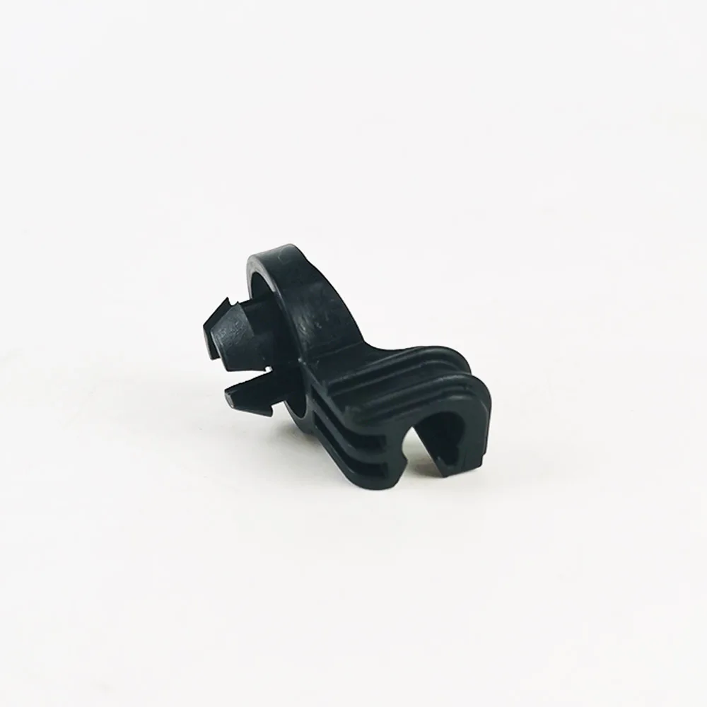 Пластиковый держатель штока капота для VW POLO GOLF SKODA ROOMSTER FABIA 5M0823395A 5M0 823 395A 395 A on.
