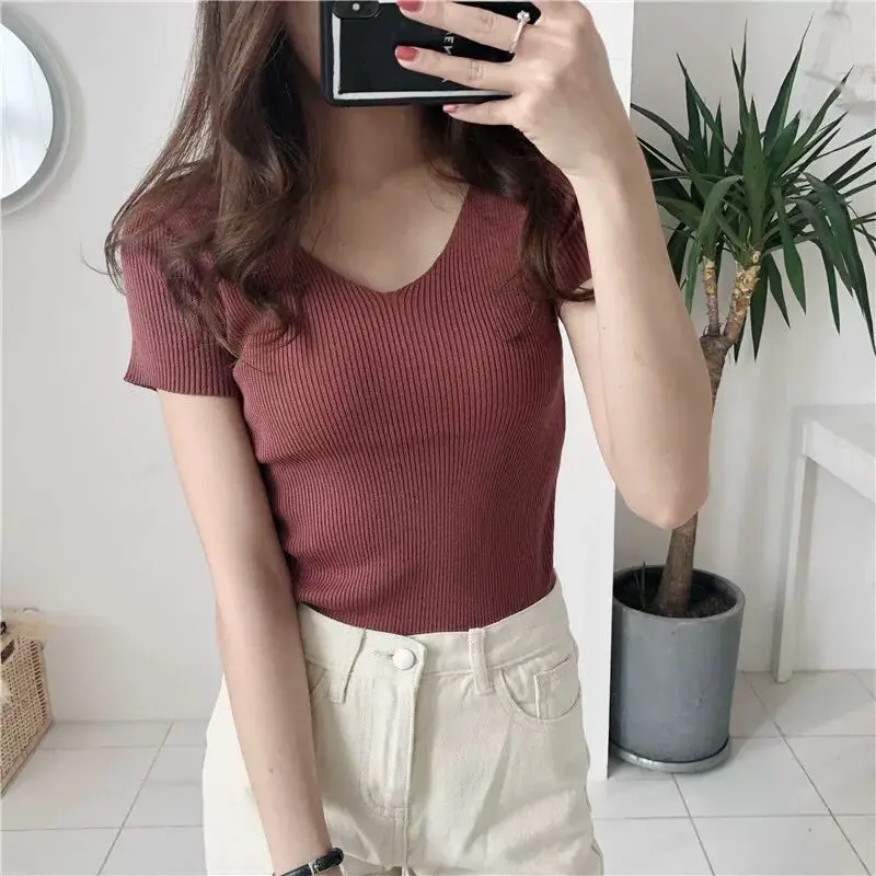 

v neck knitted pullover sweater spring summer 2021 new women's half-sleeved slim bottoming shirt short jumper top solid