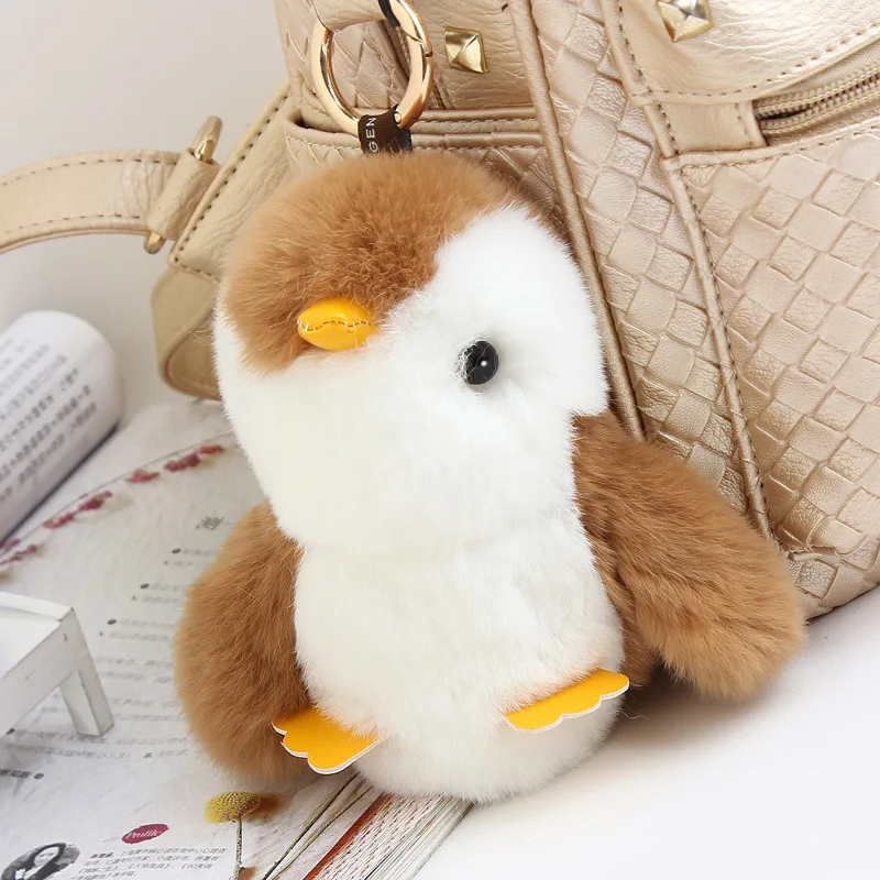 Брелок с пушистым помпоном из меха пингвина 14 см | Украшения и аксессуары