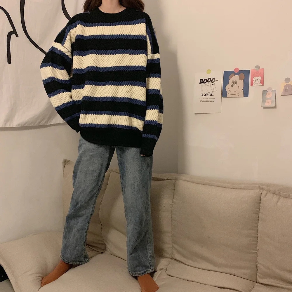 

2020 new Fashion Korean knitted sweater women Crew neck splice stripe Hit color Mid-length Pullover Thicken warm friends gift