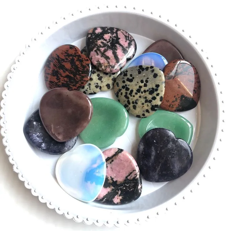

1pcs Worry stone heart quartz mineral crystals gemstones natural healing pedras para artesanato home decor
