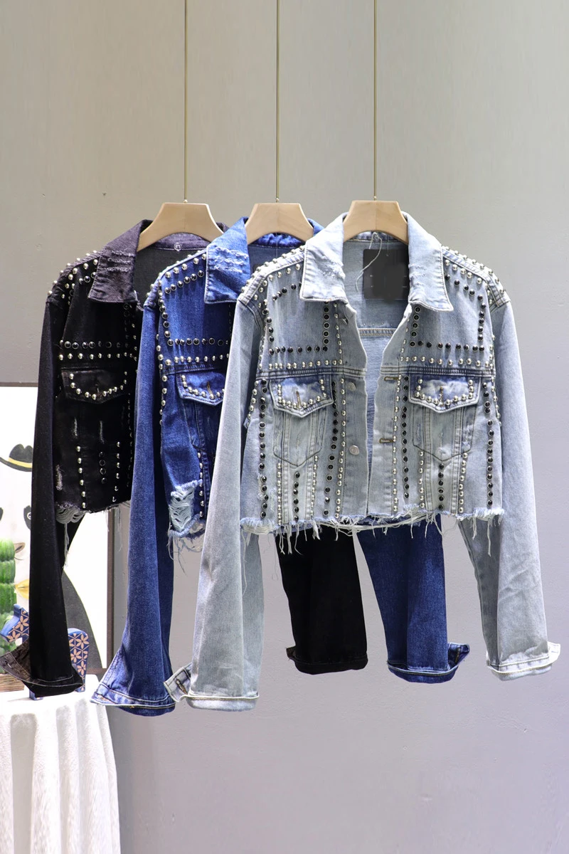 

New Heavy Industry Rivets Diamond Short Coat Women's Jeans Jacket 2021 Spring Holes Ripped Denim Jackets Coats Students Chaqueta