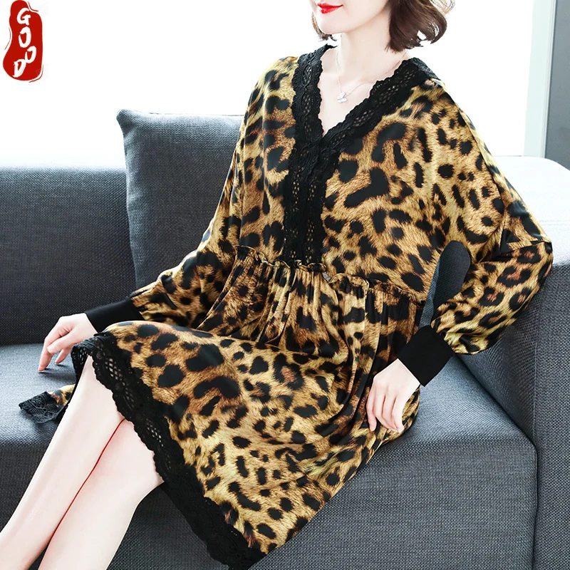 

Silk Dress Women Summer Dress Mini Leopard Dresses Sexy V Neck Lace Dresses Loose Vintage Vestidos Verano 2021 LPL1516