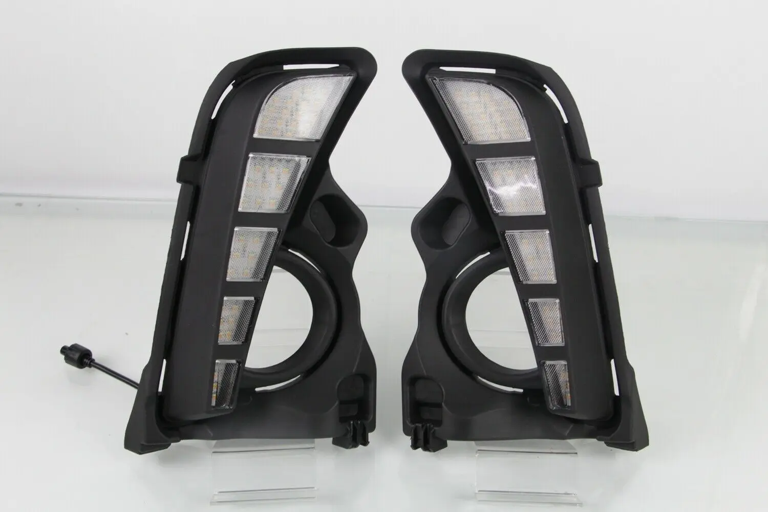 

LED DRL Daytime Running Driving Light Lamp For Toyota Highlander 2018-2019