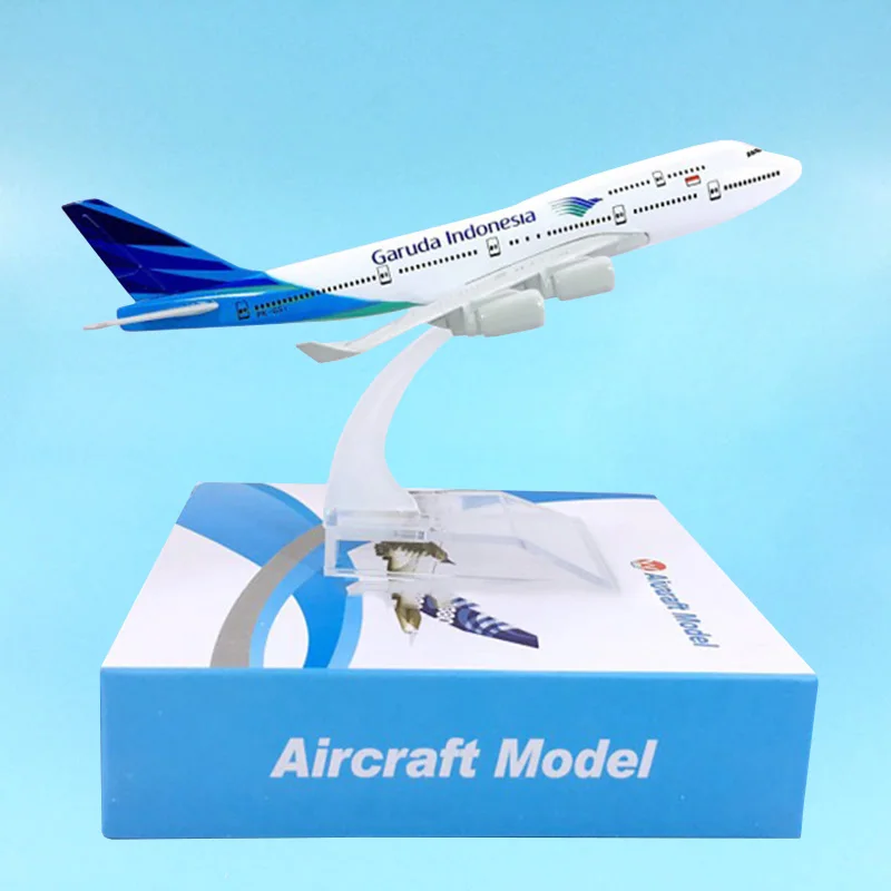 16 см 1:400 масштаб Boeing B747 400 модель игрушки Garuda Indonesia Airbus Смола самолет дисплей