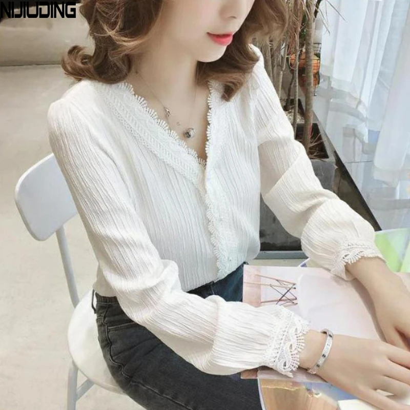 

White Blouse Women 2021 New Summer Long Sleeve V-Neck Size S-XXXL Shirts Female Loose Official Tops Lace Patchwork Blusas
