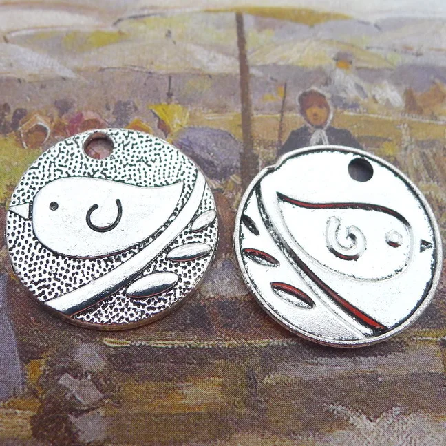 

Newest 10Pieces 24*24mm Mixed Alloy Antique Silver Color Bird Round Charms Vintage Pendant Accessory For DIY Jewelry Making