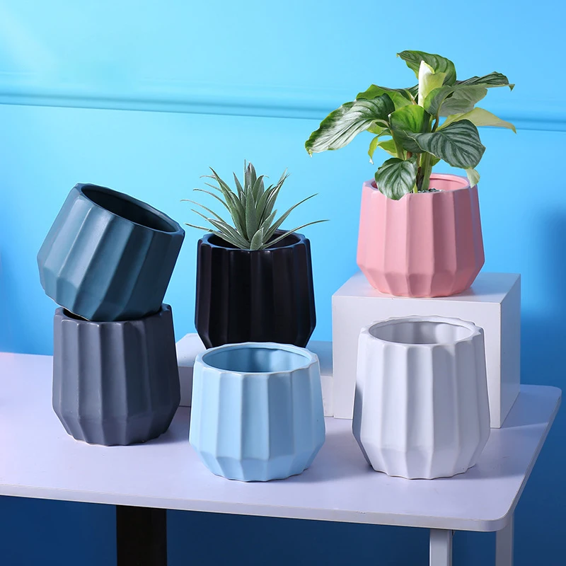 Керамический цветочный горшок в европейском стиле с полосками оригами зеленое