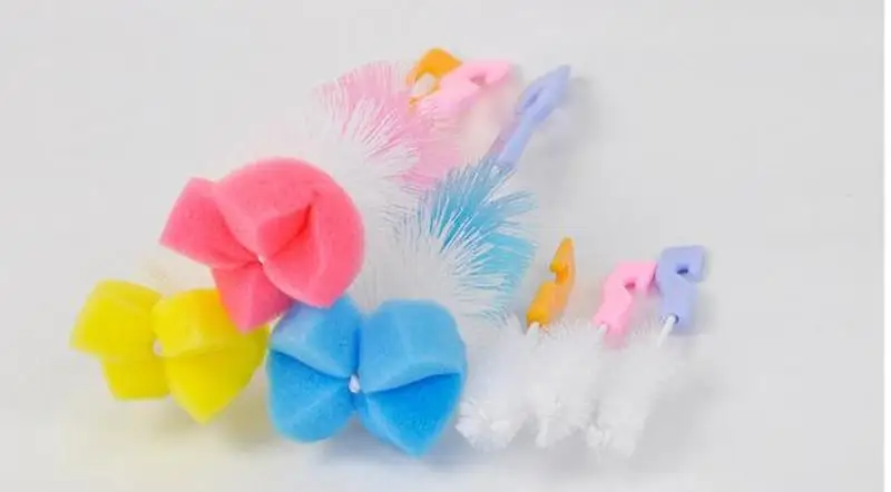 

2PCS/Set Convenient and Practical Baby Milk Bottle Brush CleanerNipple Teapot Nozzle Spout