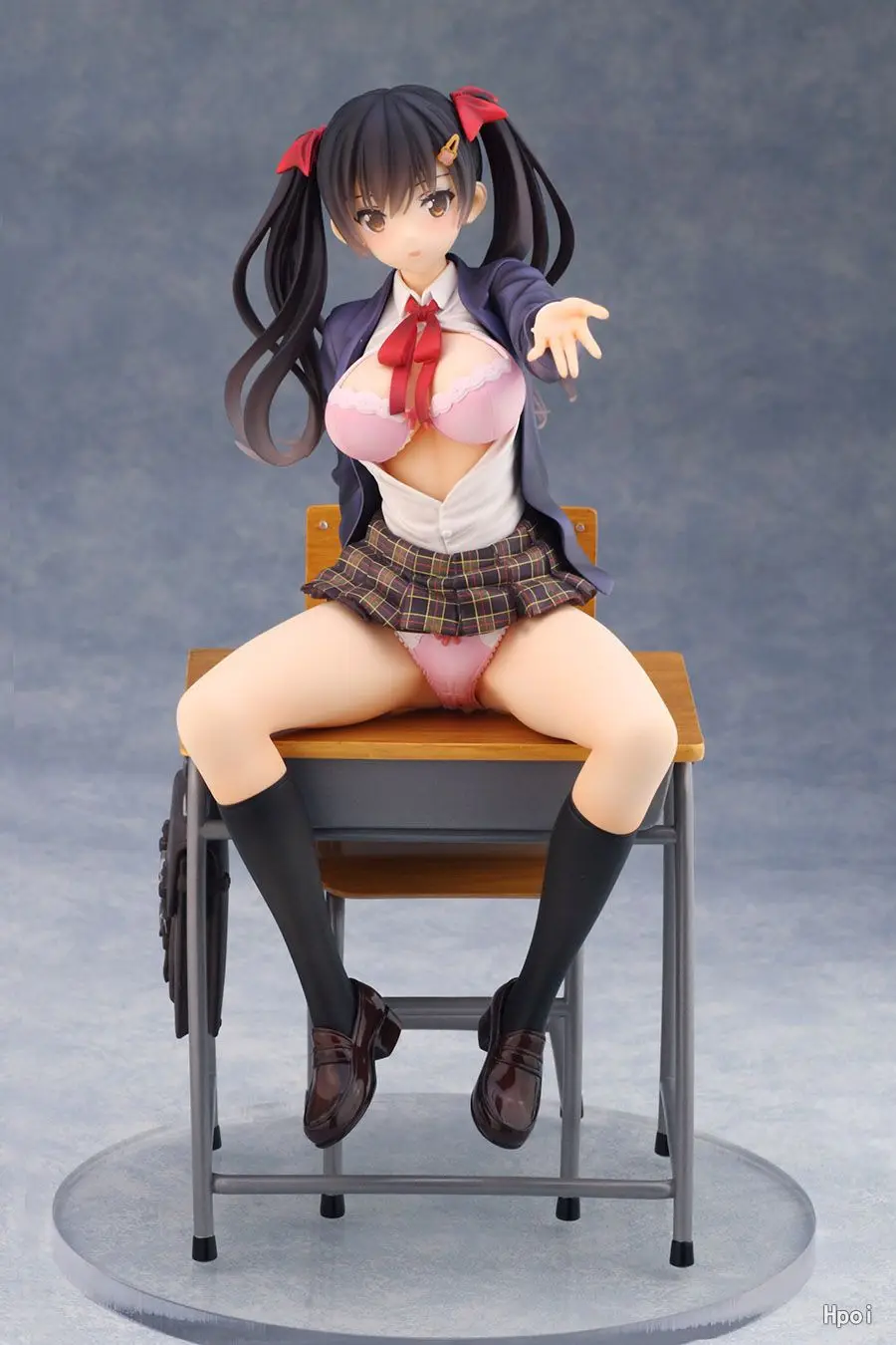 

Anime iLLust Saitom Ayaka Futaba Student Sexy Girls on Desk Pvc Figure Model Toys