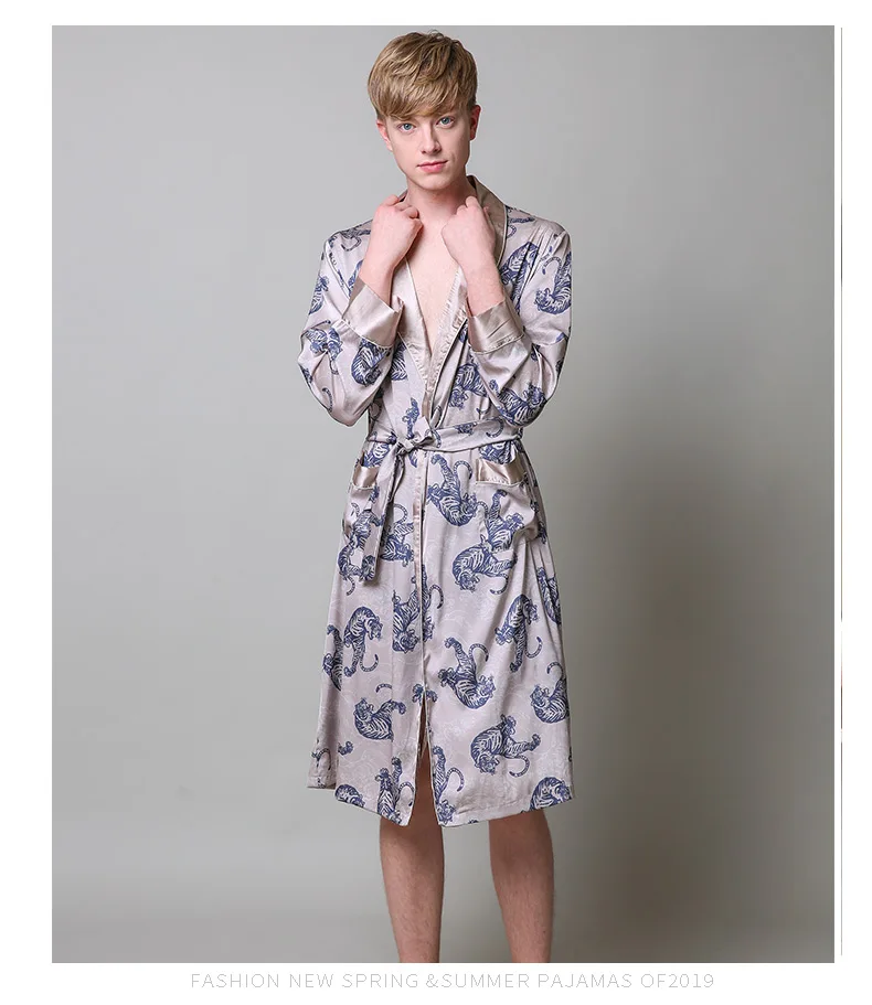 Атласная Ночная рубашка из двух предметов, атласная Мужская одежда для сна, свободное платье с тигром, шелковистый халат с длинными рукавами и длинные штаны, ночной комплект для мужчин